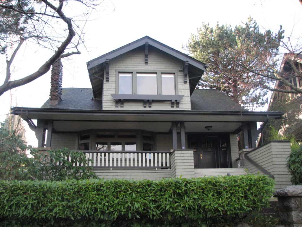 Side-Gabled 1 ½ Storey Craftsman - Vancouver Heritage Foundation